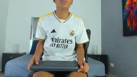 Snapshot of paull_cassidy chatting on 28, 10, 2025 Paull Cassidy online show from 28, 10, 2025