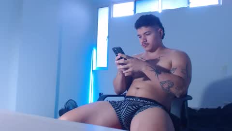 Paulo online show from 5, 11, 2025