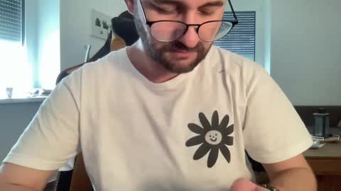 love bush online show from 26, 10, 2025