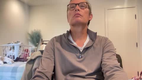 paulwill2377 online show from 17, 4, 2026