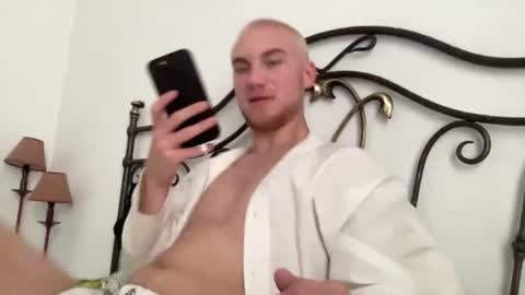 Snapshot of pavelrey chatting on 1, 7, 2026 Pavel online show from 1, 7, 2026