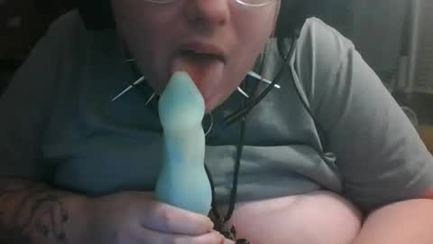 pavlovsfuckdog online show from 28, 10, 2025