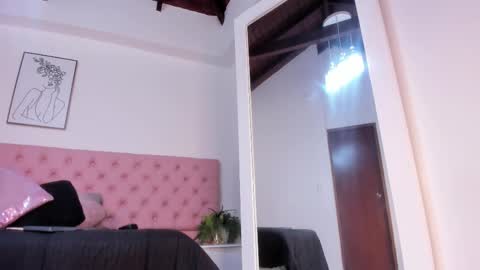 Snapshot of paytonferrara_ chatting on 2, 10, 2025 PaytonFerrara online show from 2, 10, 2025