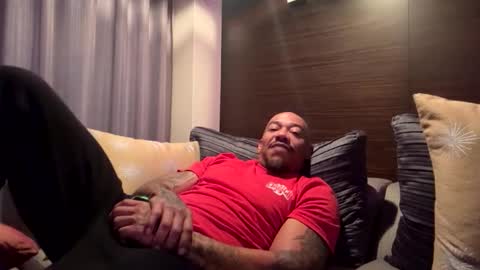 Snapshot of pcuddy3 chatting on 1, 12, 2025 Phenomenal online show from 1, 12, 2025