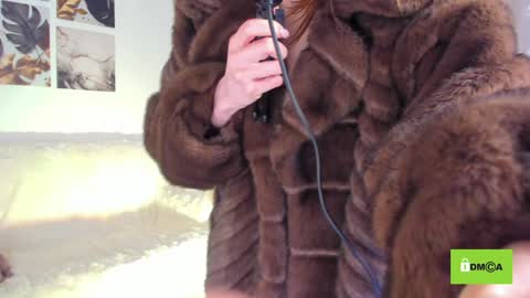 Snapshot of peach_mila chatting on 8, 1, 2025 your love online show from 8, 1, 2025