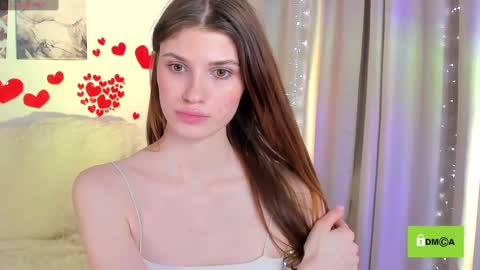 Snapshot of peach_mila chatting on 13, 2, 2025 your love online show from 13, 2, 2025