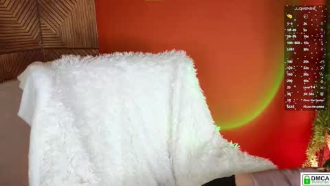 Snapshot of peach_mila chatting on 23, 9, 2025 your love online show from 23, 9, 2025