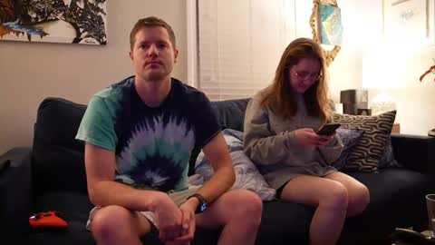 peachespunkins online show from 19, 10, 2025