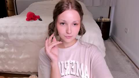 Lili online show from 10, 11, 2025