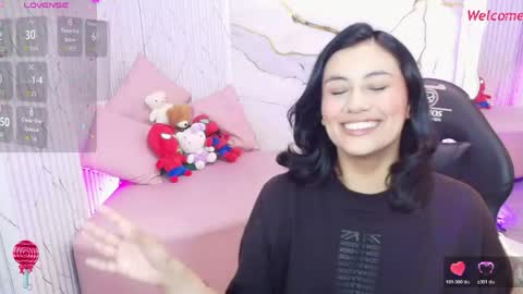 peachy_tay online show from 10, 5, 2026