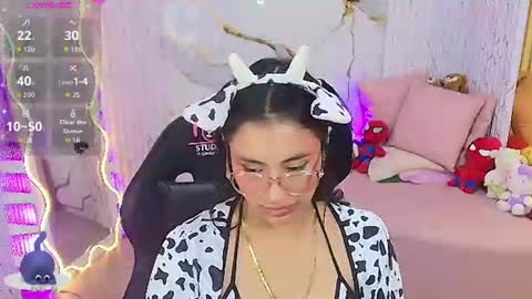 peachy_tay online show from 11, 6, 2026