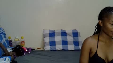 peachysparkel online show from 6, 3, 2026