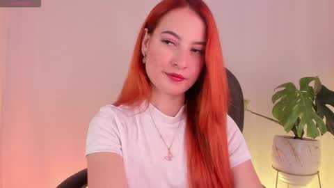 Snapshot of pear__moon chatting on 29, 9, 2025 LILLY online show from 29, 9, 2025