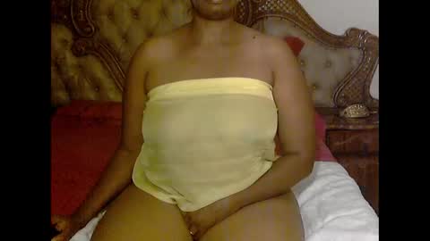 Snapshot of pearassmmm chatting on 23, 2, 2025 pearassmmm online show from 23, 2, 2025