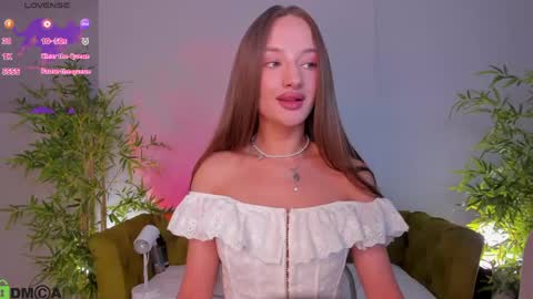 Sex Leah online show from 8, 6, 2026