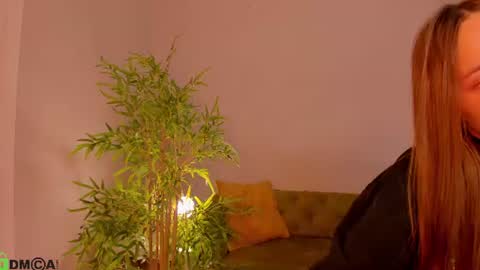 Sex Leah online show from 22, 6, 2026