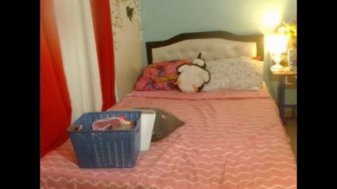 pearlaofasia21 online show from 8, 2, 2025