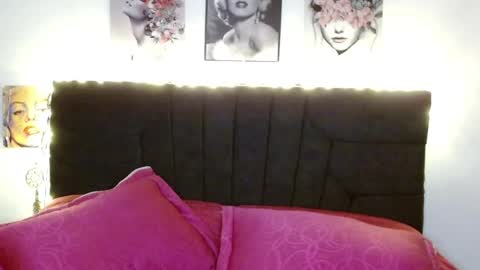 Snapshot of pearlatin chatting on 30, 10, 2025 pearlatin online show from 30, 10, 2025