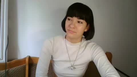 pearlgirl2006 online show from 11, 7, 2026