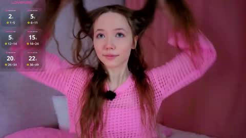 Snapshot of pearly_peach_ chatting on 11, 5, 2026 pearly_peach_ online show from 11, 5, 2026