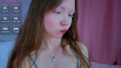 Snapshot of pearly_peach_ chatting on 1, 6, 2026 pearly_peach_ online show from 1, 6, 2026