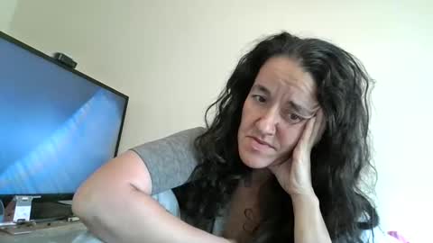 Snapshot of pebblezmeowkitty733247 chatting on 11, 5, 2026 pebblezmeowkitty online show from 11, 5, 2026