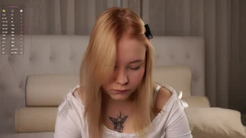 Lily online show from 30, 4, 2026