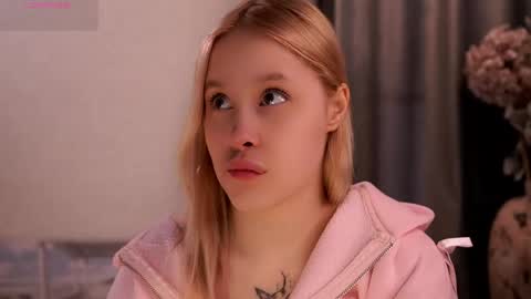 Lily online show from 15, 5, 2026