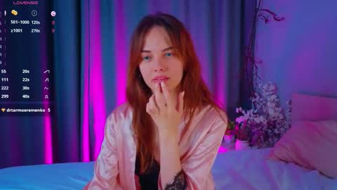 LisaDrako online show from 30, 9, 2025