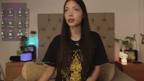 Snapshot of peisinoe_____ chatting on 19, 6, 2026 Kris online show from 19, 6, 2026
