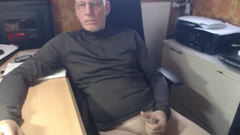 Pemue65 online show from 18, 11, 2025