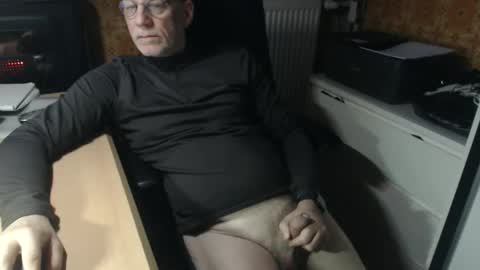 Snapshot of pemue65 chatting on 25, 2, 2026 Pemue65 online show from 25, 2, 2026