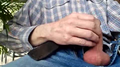 Pencil cock guy online show from 27, 4, 2026