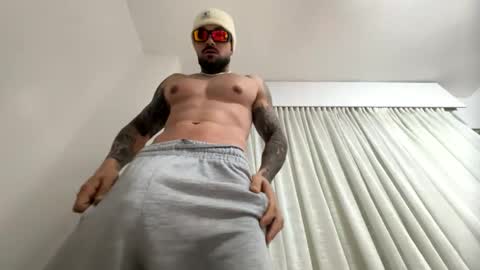 Snapshot of penebunny chatting on 14, 12, 2025 penebunny online show from 14, 12, 2025