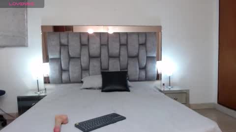 penelope_petit18 online show from 24, 10, 2025
