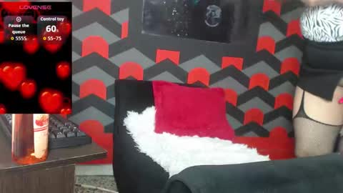 Snapshot of penelope_sweet1 chatting on 17, 10, 2025 penelope_sweet1 online show from 17, 10, 2025