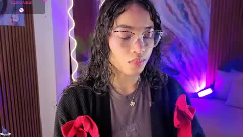 penelope online show from 3, 5, 2026