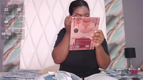 Snapshot of penelopeboobs_ chatting on 14, 9, 2025 online show from 14, 9, 2025