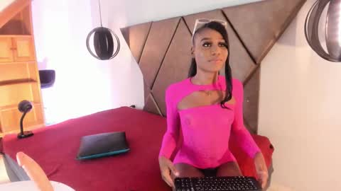 Snapshot of penelopeguzman__ chatting on 19, 10, 2025 Sweet Penelope online show from 19, 10, 2025