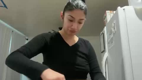 Snapshot of penelopeinwonderland chatting on 3, 2, 2026 penelopeinwonderland online show from 3, 2, 2026