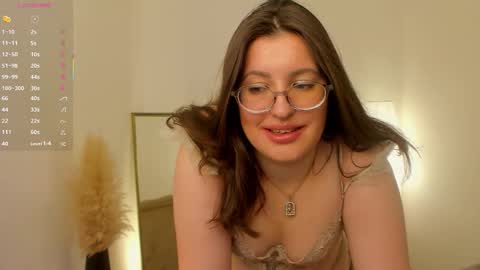 Snapshot of peneloppa_star chatting on 8, 10, 2025 Hi  Im Peneloppa online show from 8, 10, 2025