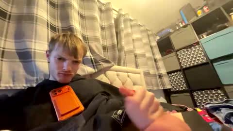 Penguin online show from 19, 12, 2025