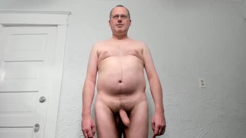 Snapshot of penis_dance chatting on 1, 1, 2025 Vincent Howard online show from 1, 1, 2025