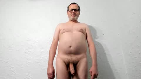 Snapshot of penis_dance chatting on 15, 1, 2026 Vincent Howard online show from 15, 1, 2026