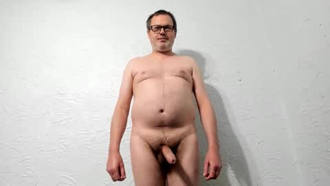 Snapshot of penis_dance chatting on 14, 2, 2026 Vincent Howard online show from 14, 2, 2026