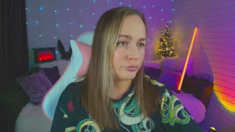 Snapshot of pepper_cat chatting on 8, 12, 2024 Dia online show from 8, 12, 2024