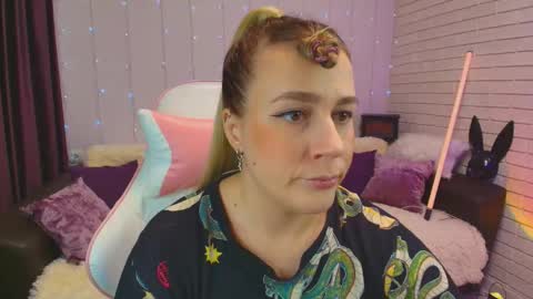 Snapshot of pepper_cat chatting on 16, 2, 2025 Dia online show from 16, 2, 2025