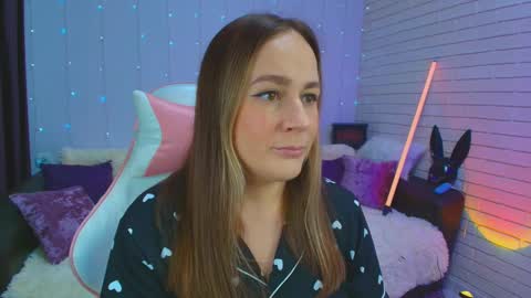 Snapshot of pepper_cat chatting on 4, 3, 2025 Dia online show from 4, 3, 2025