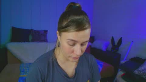 Snapshot of pepper_cat chatting on 9, 3, 2025 Dia online show from 9, 3, 2025