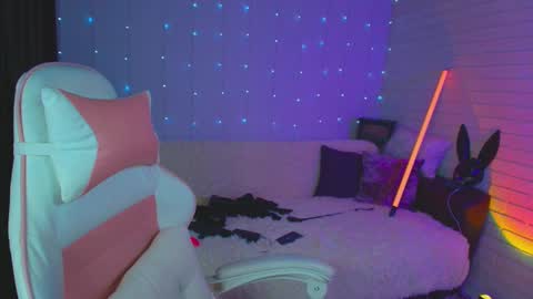 Snapshot of pepper_cat chatting on 12, 3, 2025 Dia online show from 12, 3, 2025